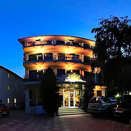 Diandra Hotel 3*
